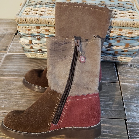 Oshkosh Bgosh Brown Girls Boots - Picture 3 of 5